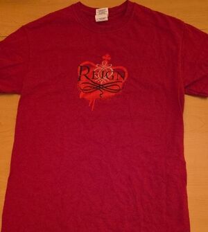 Gildan Red Graphic Tee